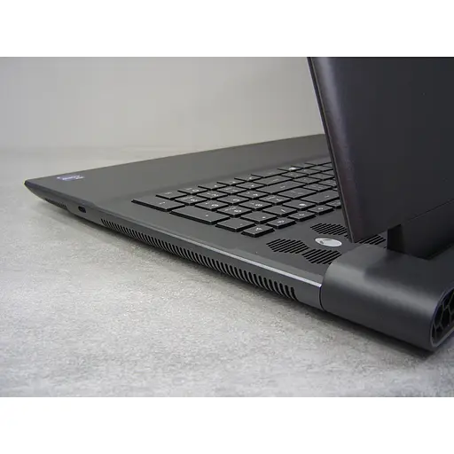 Ноутбук Dell Alienware M18 R2, Intel Core i7-14700HX, 32GB RAM, 1TB SSD, NVIDIA GeForce RTX 4070, QHD+ 165Hz, 18", черный - фото 14