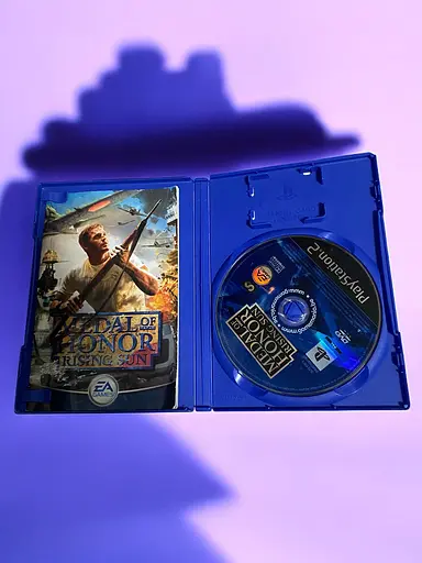 Диск с игрой на PlayStation 2 Medal of Honor: Rising Sun - фото 2