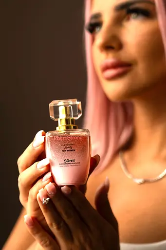 Парфуми з феромонами PheroStrong Pheromone Beauty for Women для жінок 50 мл - фото 3