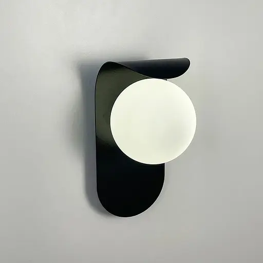 Бра із білим плафоном у чорному корпусі 25х12 см Арт. W 083/1 BK Line F - фото 4