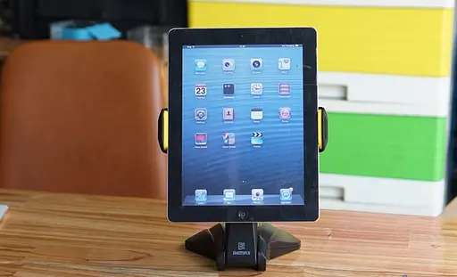 Тримач Remax RM-C16 настільний кріплення підставка для планшетів - фото 3