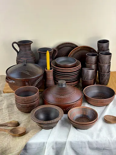 Столовий сервіз керамічного (глиняного) посуду на 12 чоловік Колосок