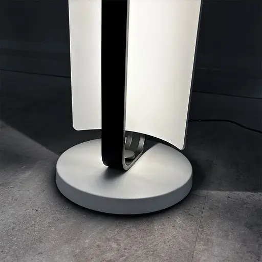 Торшер Skarlat RLL8116 27W WH+BK 4000K - фото 4