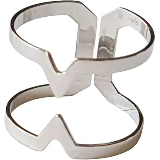 Серебряное кольцо Qvaliz. 901-01030 15,5 16