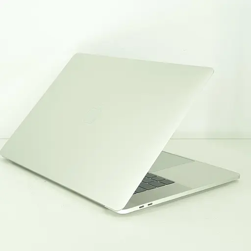 Ноутбук Apple MacBook Pro 15" A1990 Retina (C02Y10Q8JGH7) (i7-8750H/16/512SSD/PRO 555X) - Class B - фото 3
