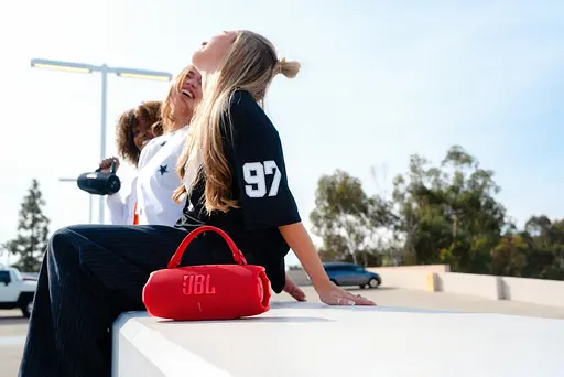 Акустична система JBL Charge 6 Red (JBLCHARGE6RED) - фото 10