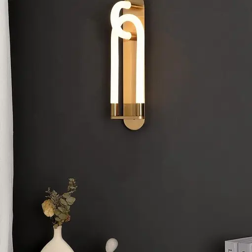 Настінний дизайнерський світильник LOOPI Line F WSGA 4 - фото 4