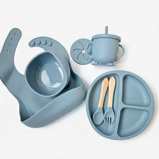 Детская силиконовая посуда (набор 7 предметов)на присосках,для первого прикорма. Цвет Голубой - фото 1