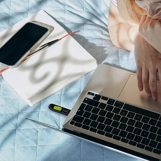 Флеш-накопичувач Adata USB 3.2 Gen1 UC300 Type-C 256Gb чорний/зелений - фото 3