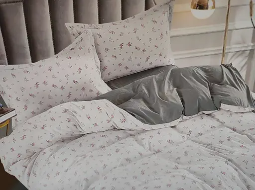 Постельное белье сатин Laura-Grand 24 евро комплект цветочный принт - фото 1