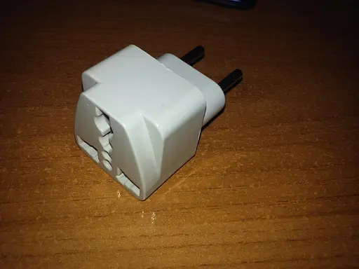 Перехідник мережевий з американської вилки на євро із заземленням універсальний England - фото 8