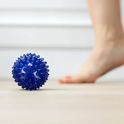 Набор массажных мячей Gymtek 65 мм 4 шт серо-зелено-синий - фото 3