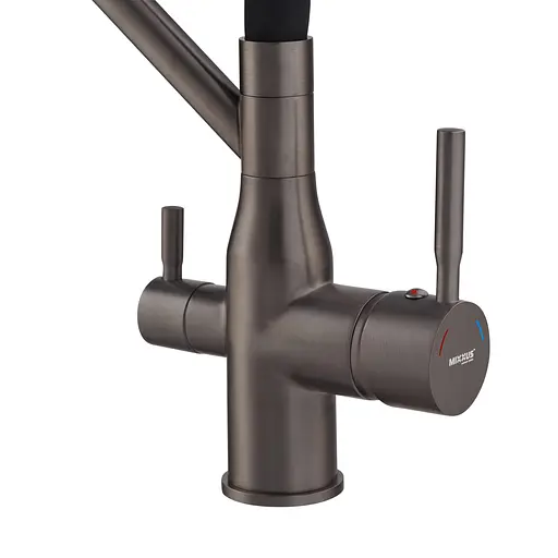 Смеситель для кухни Mixxus Premium Gravity 021 с силиконовым изливом graphite MI6979 Графит - фото 7