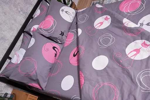 Комплект постельного белья Moon&Star Бязь Gold Люкс Mauve Cats King Size 220x240 наволочки 4х50х70 - фото 2