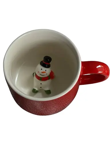 Новорічна кружка Olens 102-1022 керамічна Сюрприз Сніговик 350 мл Червона - фото 2
