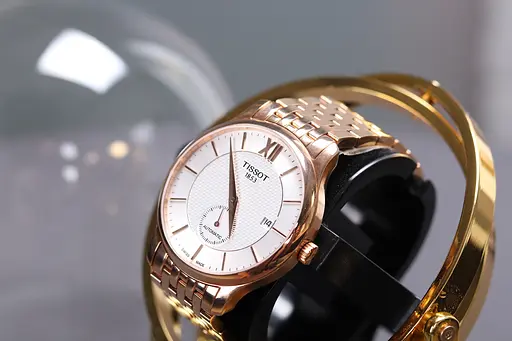 Часы Tissot Tradition Automatic Small Second T063.428.33.038.00 - фото 3