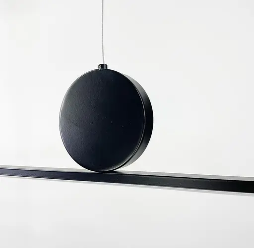 Мінімалістична підвісна люстра з чорному каркасі Line.F Довжина 90 см - фото 4