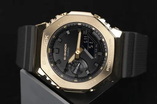 Часы Casio G-Shock GM-2100G-1A9ER - фото 5