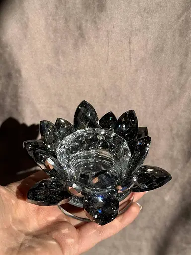 Подсвечник HP-4-92 крутящийся лотос стеклянный на одну свечу 11 x 11 x 6 см Серый - фото 3