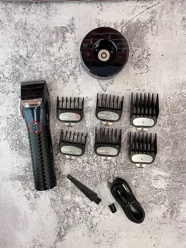 Профессиональная аккумуляторная машинка для стрижки VGR V-682 - фото 4