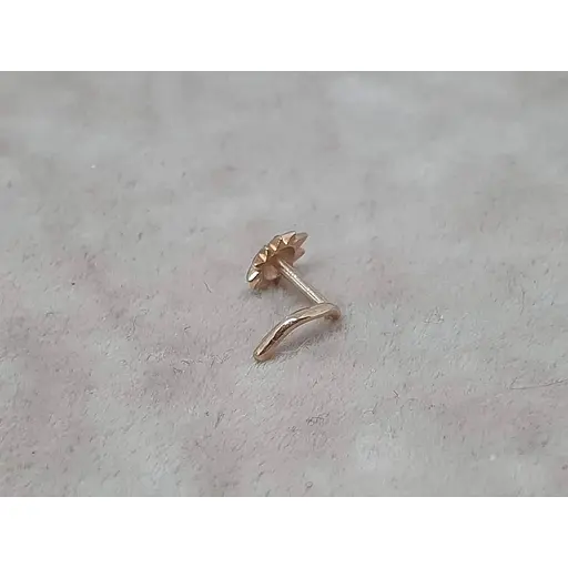 Золотая серьга-пирсинг в нос Dear. 1007 - фото 3