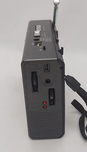 Портативний радіоприймач колонка FP 1773U (USB FM) - фото 5