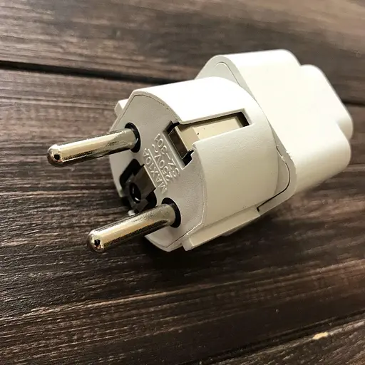 Перехідник мережевий з американської вилки на євро із заземленням універсальний England - фото 4