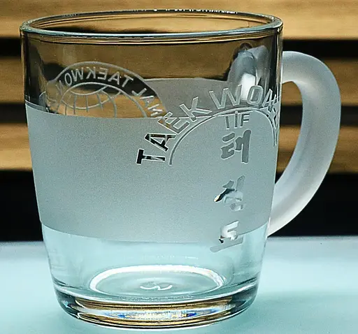 Чашка для чаю води 350 мл з гравіюванням Таеквон-До ІТФ скляна кружка подарунок для спортсмена тренера - фото 5