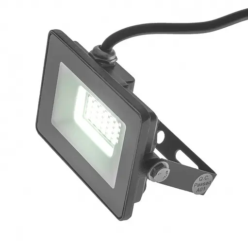 Прожектор Brille уличный LED влагозащищенный IP65 HL-20/10W SMD CW