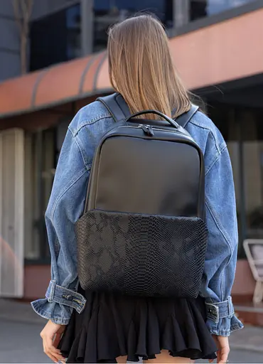 Жіночий рюкзак Sambag Zard Dart чорний крокодил 44 х 31 х 15 см (25523070) - фото 4