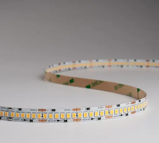 LED Стрічка 19,2W 240LED 4000K 1700LM IP20 24V KLOODI KD2835-240-19.2W-4К-24V - фото 4