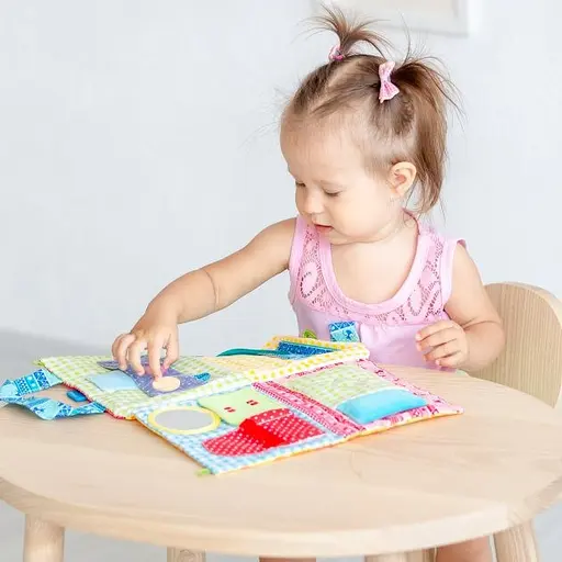 Розвиваюча іграшка "Будиночок-сумочка" МС 040702-01 - фото 2