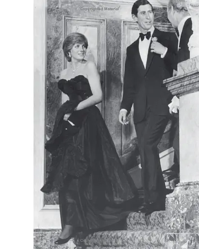 Diana: A Life in Dresses. From Debutante to Style Icon - фото 13
