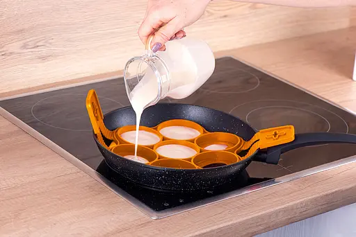 Силіконова форма для приготування оладок і яєчні у формі серця Cake Maker Жовтогарячий, A-plus Помаранчевий 85360 - фото 3