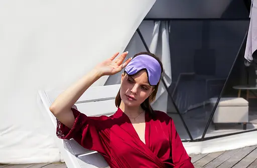 Подарунковий набір Чумацький Шлях Лавандовий: шовкова маска модель 3.1 + шовкова резинка для волосся розмір S + мило з ароматом лаванди (1227-02) - фото 7