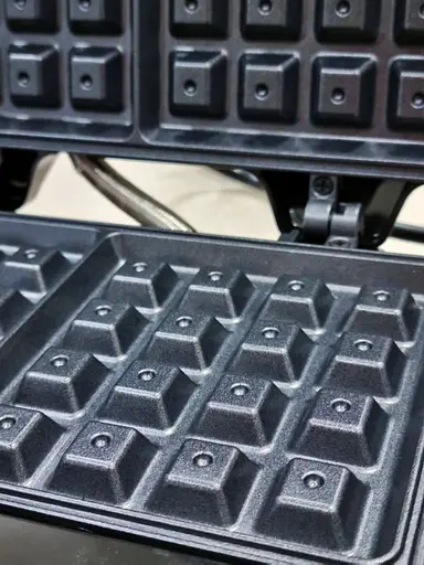 Вафельниця A-Plus 2047 для приготування бельгійських вафель 1750 Вт - фото 2