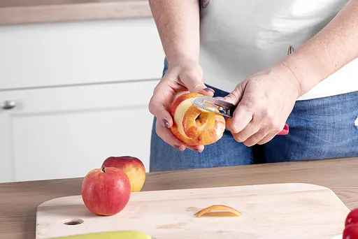 Ніж 2в1 економка овочечистка рибочистка велика з пластмасовою ручкою для очищення овочів і фруктів 20.5 см, Kitchette Салатовий 84409 - фото 8