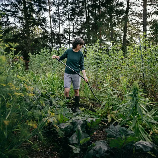 Граблі металеві Fiskars Ergonomic 36 см з ергономічною ручкою 150 см (1077112) - фото 3