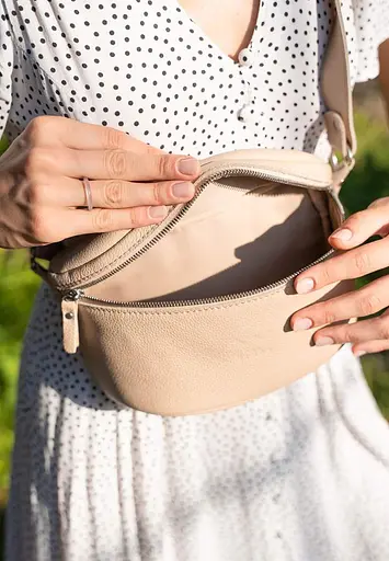 Шкіряна поясна сумка Explorer S бежева зерниста - фото 3