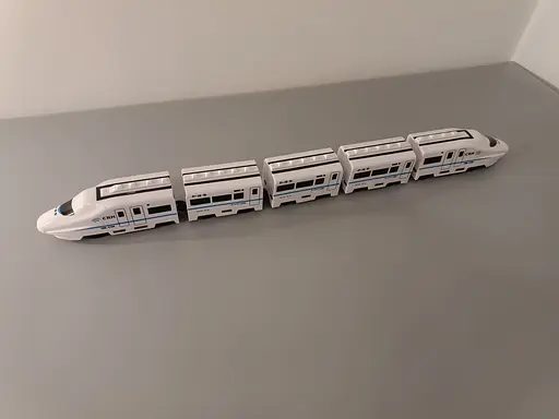 Іграшковий поїзд. Довжина 62 см. З фарою та реалістичним звуком. На батарейках. Для дітей від 3 років - фото 10