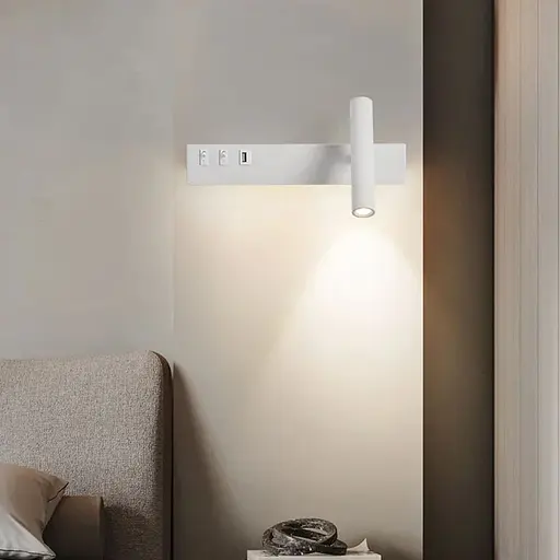 Біле бра з поворотним спотом справа + розʼєм USB Line F Арт. WJ028/2 L WT (лівий) + USB-A - фото 1