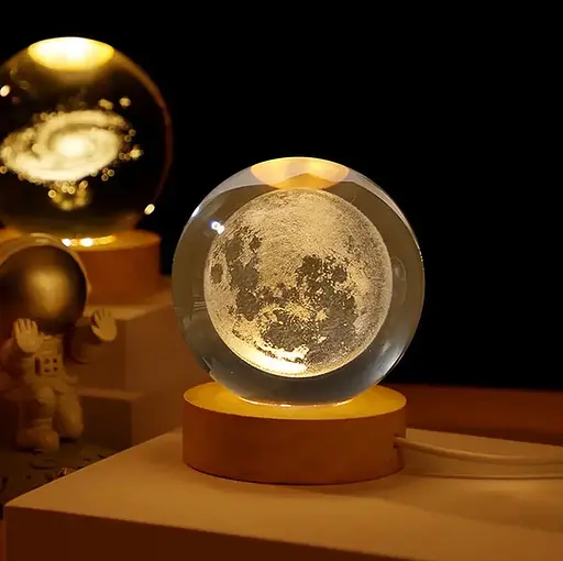 Декоративный 3D ночник Хрустальный шар + дерево LED светильник Луна Теплый свет 5В - фото 5