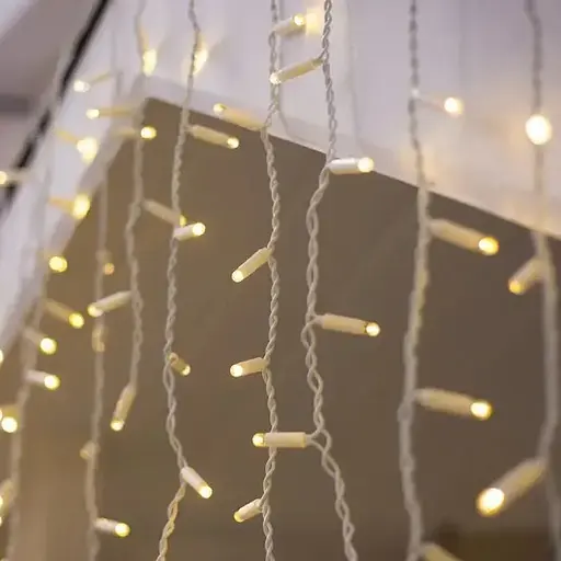 Наружная новогодняя гирлянда бахрома (белая проволока) Xmas W-2 10x0.6 м 200 LED Теплый белый - фото 1