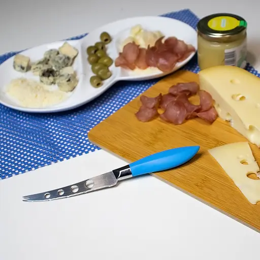 Нож для сыра с пластиковой ручкой L 21.5 см лезвие 11 см, Kitchen Master Голубой 86151 - фото 2