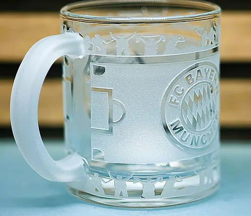 Скляна чашка 320 мл ФК Bayern München Бавария  з гравіюванням подарунок для фаната  футбольна кружка кругова - фото 2