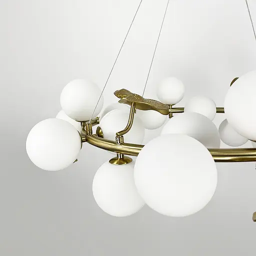 Кольцевая люстра с 24 белыми плафонами и листочками Ø 80 см | Ст. MJ 218-800 AB | Line F - фото 3