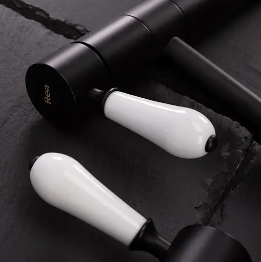 Смеситель для умывальника Rea Serra black высокий REA-B1142 Черный матовый - фото 2