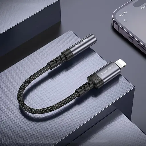 Перехідник BOROFONE BV24 Graceful digital audio converter cable iP to 3.5mm Metal Grey - фото 6