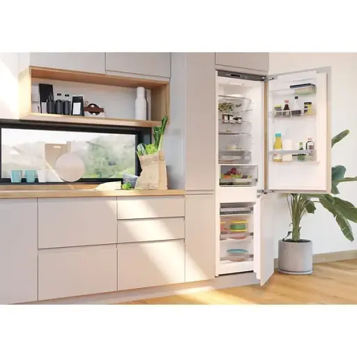 Холодильник Gorenje вбудований з нижн. мороз. 177х55х54 см 2 двері 180 (68) л А ++ NF + Зона св ті Внутр. Диспл Білий - фото 2
