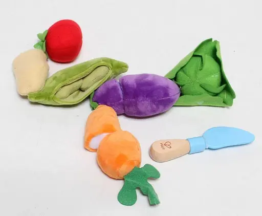 Игровой набор Hape E3167 Корзина с овощами набор текстильных игрушек - фото 4